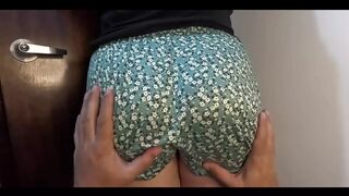 Big Ass Mother-in-law Lets Me Touch Her Before Leaving My Cum in Her Delicious Pussy